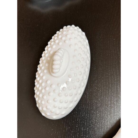 Vintage Fenton White Hobnail Milk Glass Butter Dish and Lid - Picture 7 of 7
